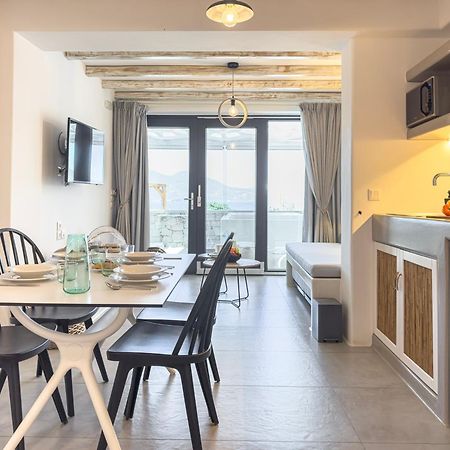 Aelia Suites Adamantas  Buitenkant foto