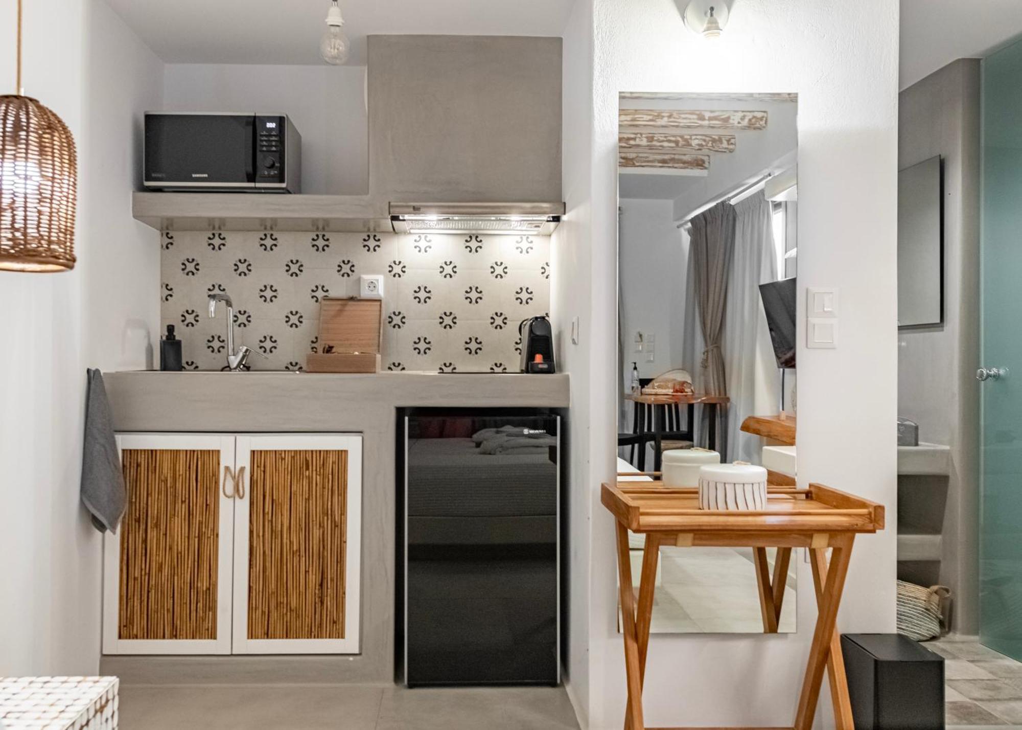 Aelia Suites Adamantas  Buitenkant foto