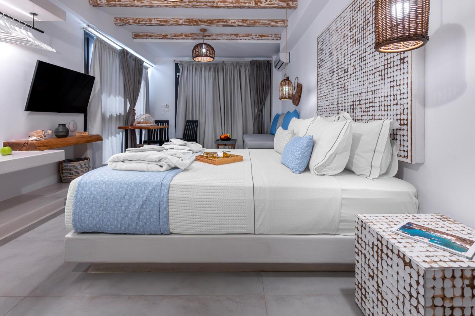 Aelia Suites Adamantas  Buitenkant foto